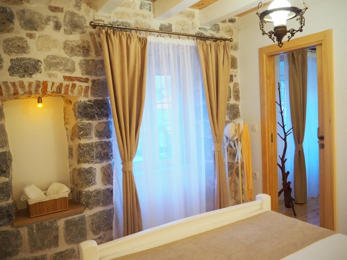 Romantic Stone House By The Sea **** Kotor Bagian luar foto