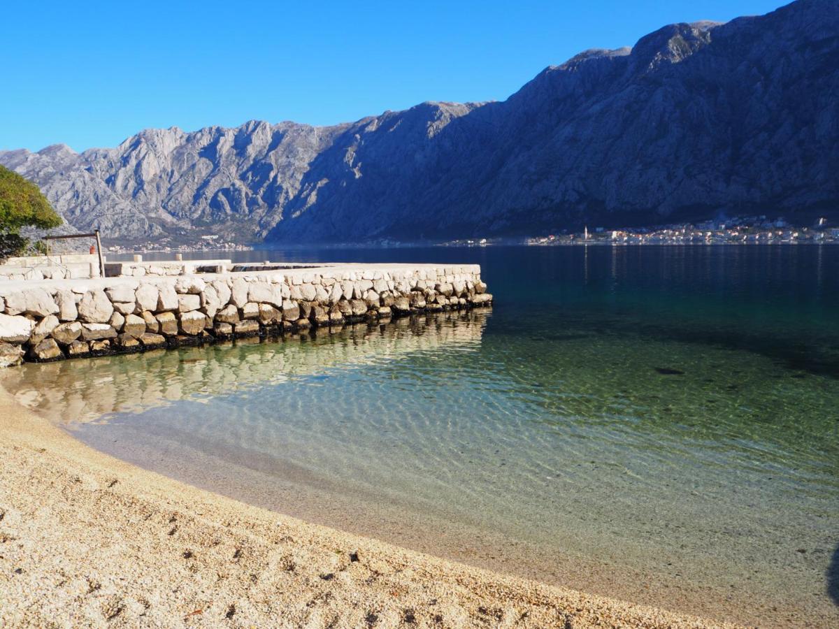 Romantic Stone House By The Sea **** Kotor Bagian luar foto