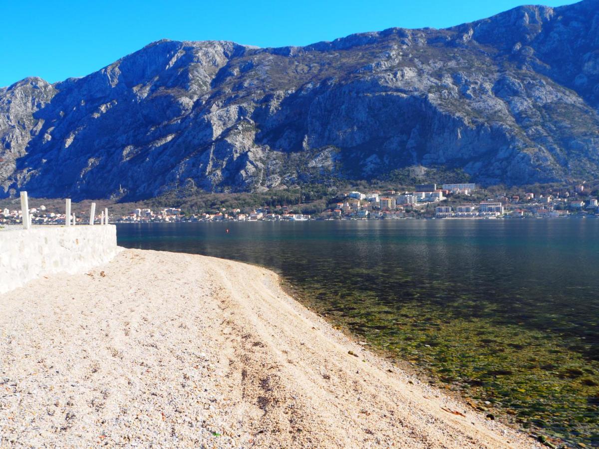 Romantic Stone House By The Sea **** Kotor Bagian luar foto