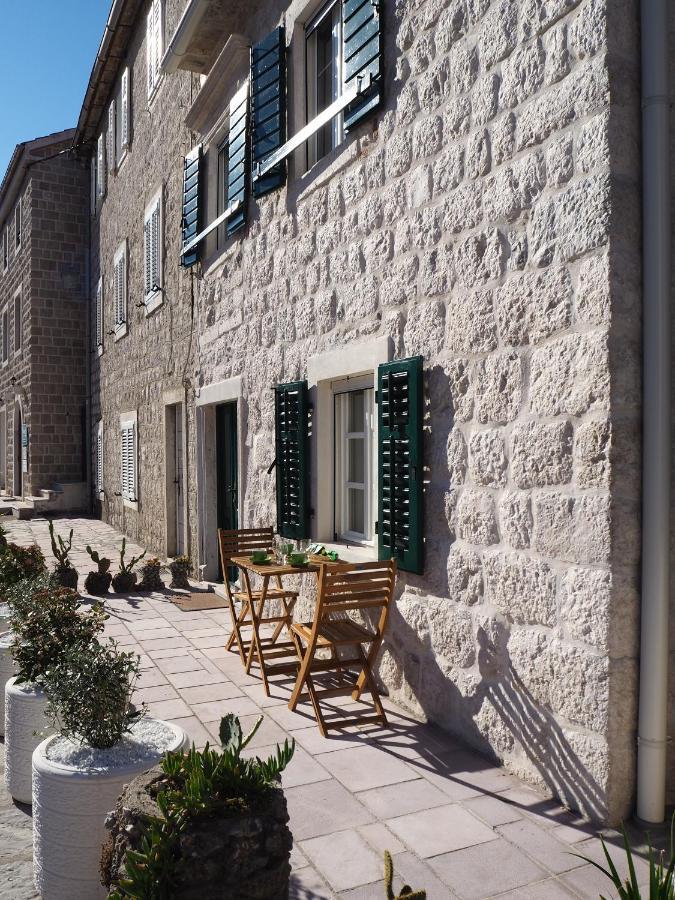 Romantic Stone House By The Sea **** Kotor Bagian luar foto