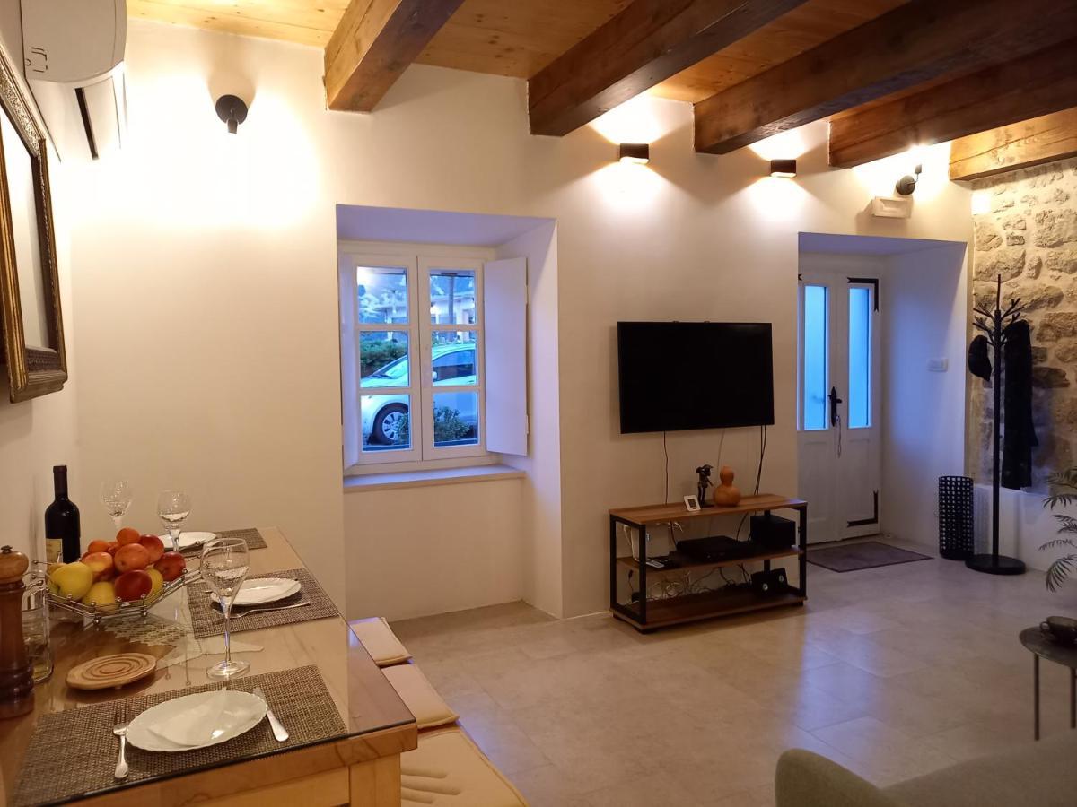 Romantic Stone House By The Sea **** Kotor Bagian luar foto