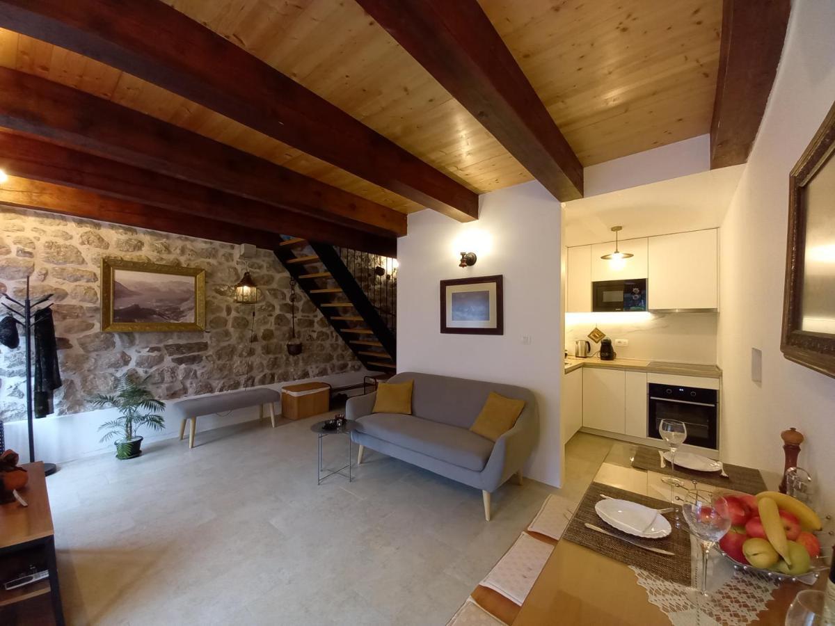 Romantic Stone House By The Sea **** Kotor Bagian luar foto