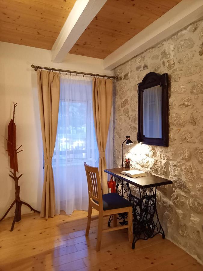 Romantic Stone House By The Sea **** Kotor Bagian luar foto